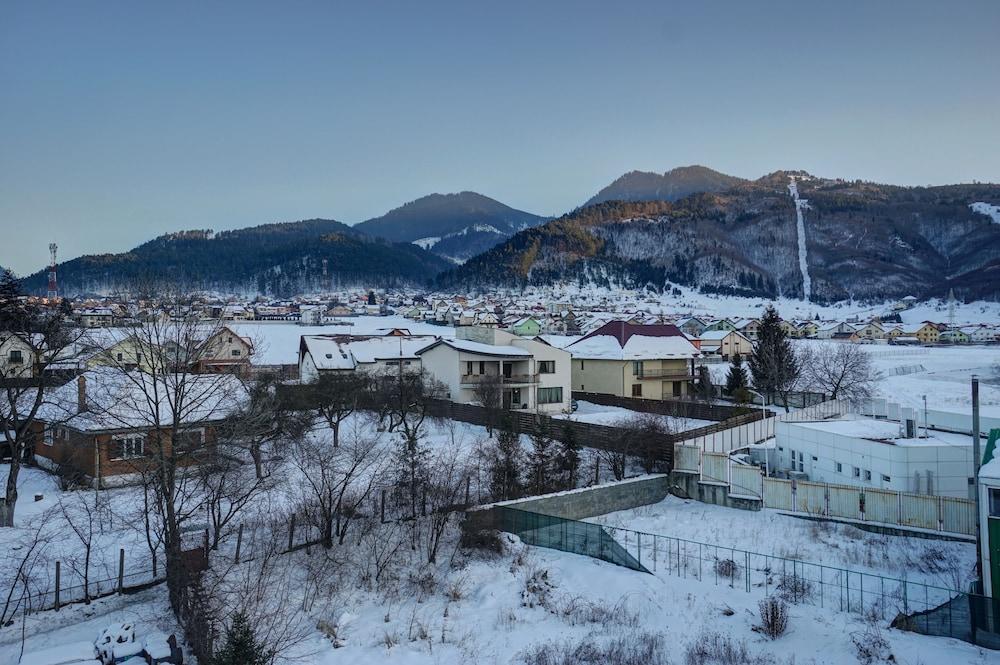 Hotel Ave Lux Săcele Zewnętrze zdjęcie