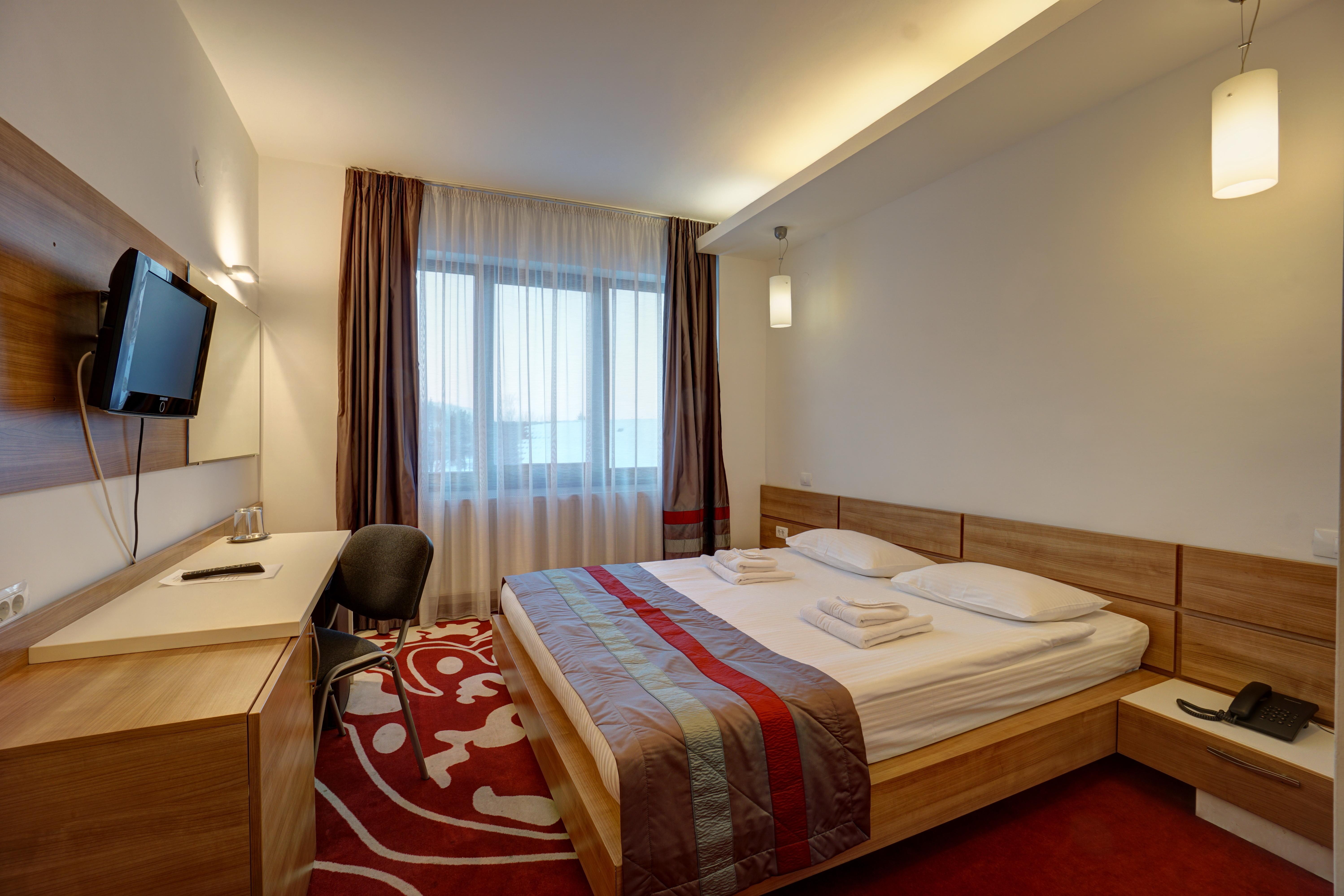Hotel Ave Lux Săcele Zewnętrze zdjęcie