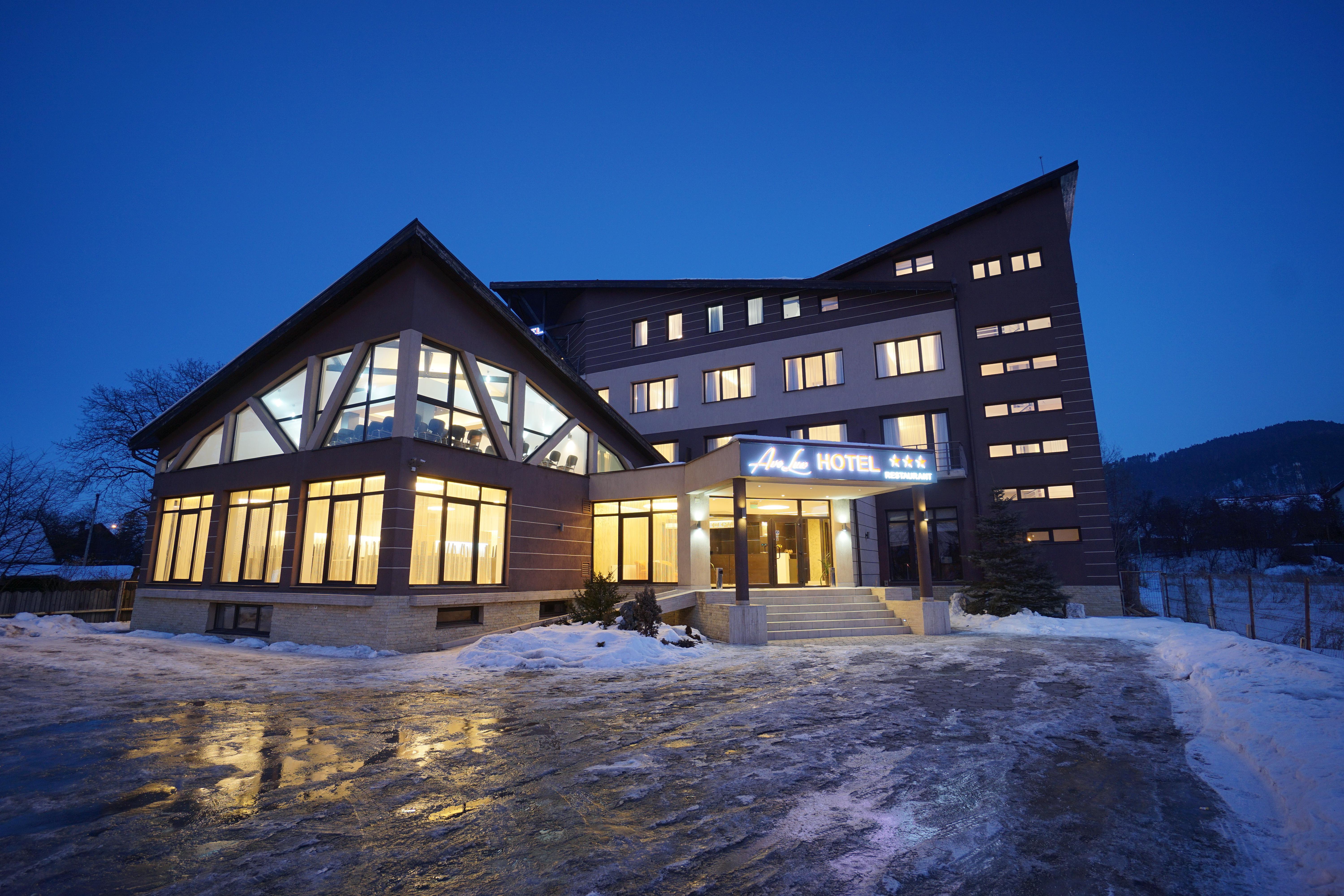 Hotel Ave Lux Săcele Zewnętrze zdjęcie